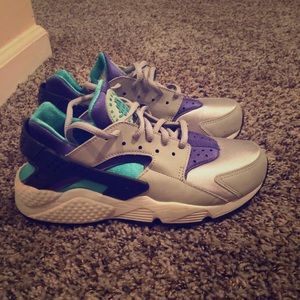 Women’s Nike Huarache